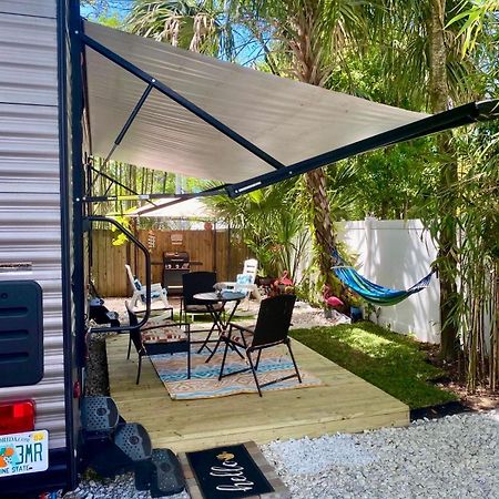 Rv Camper Paradise On The Wheels In Clearwater Beaches Largo Exterior foto