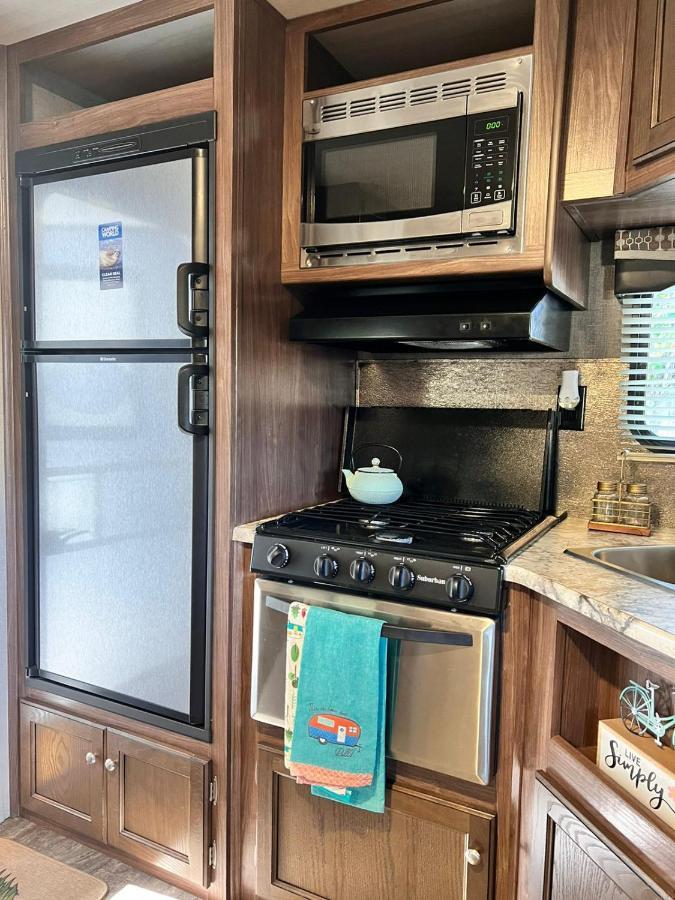 Rv Camper Paradise On The Wheels In Clearwater Beaches Largo Exterior foto