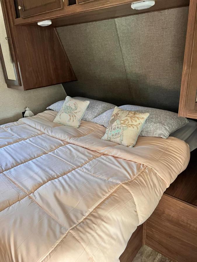 Rv Camper Paradise On The Wheels In Clearwater Beaches Largo Exterior foto