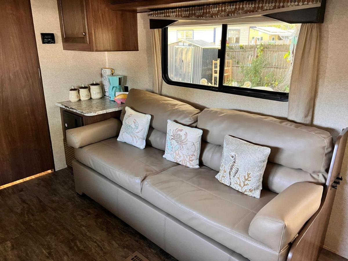 Rv Camper Paradise On The Wheels In Clearwater Beaches Largo Exterior foto