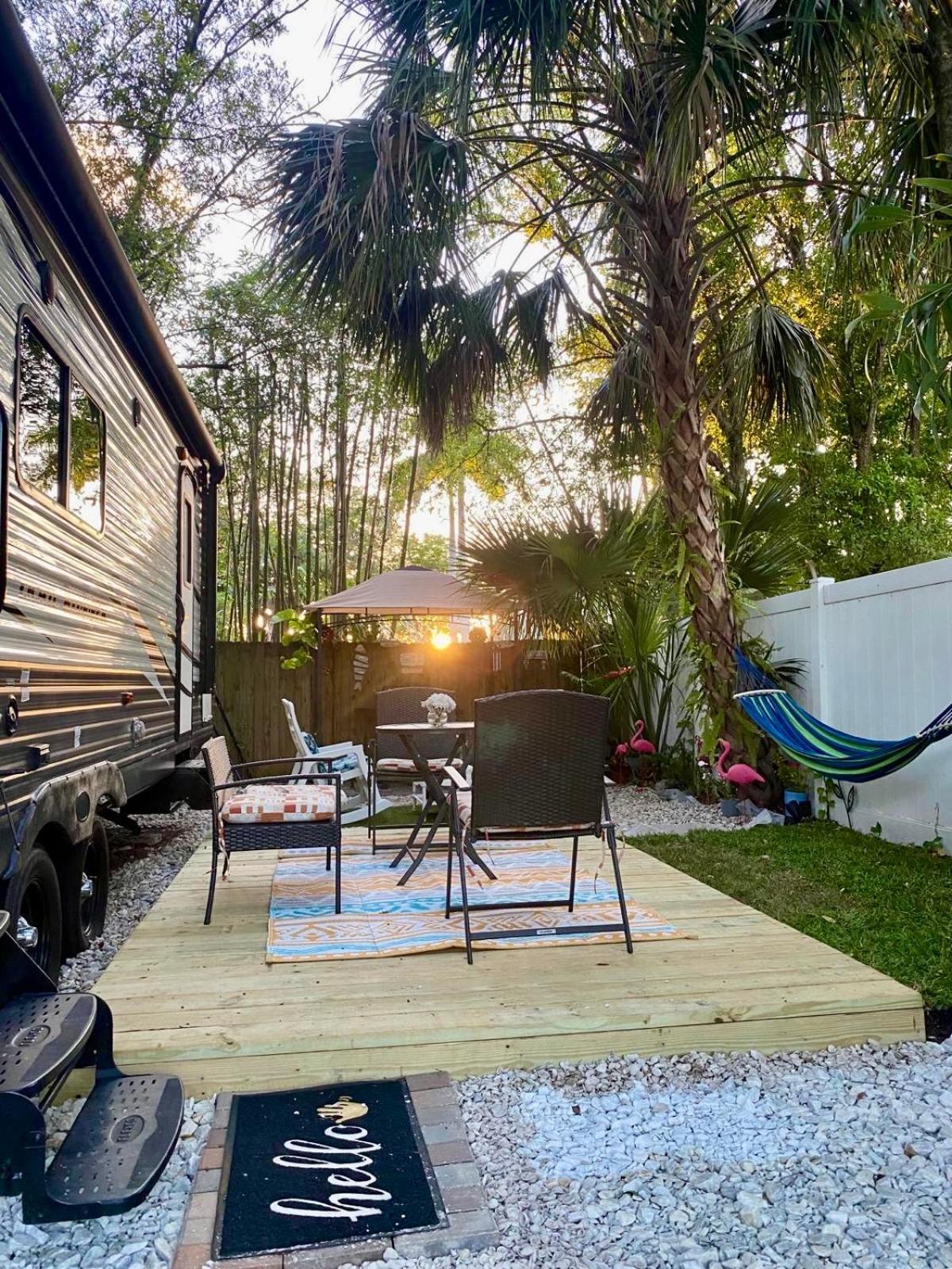 Rv Camper Paradise On The Wheels In Clearwater Beaches Largo Exterior foto