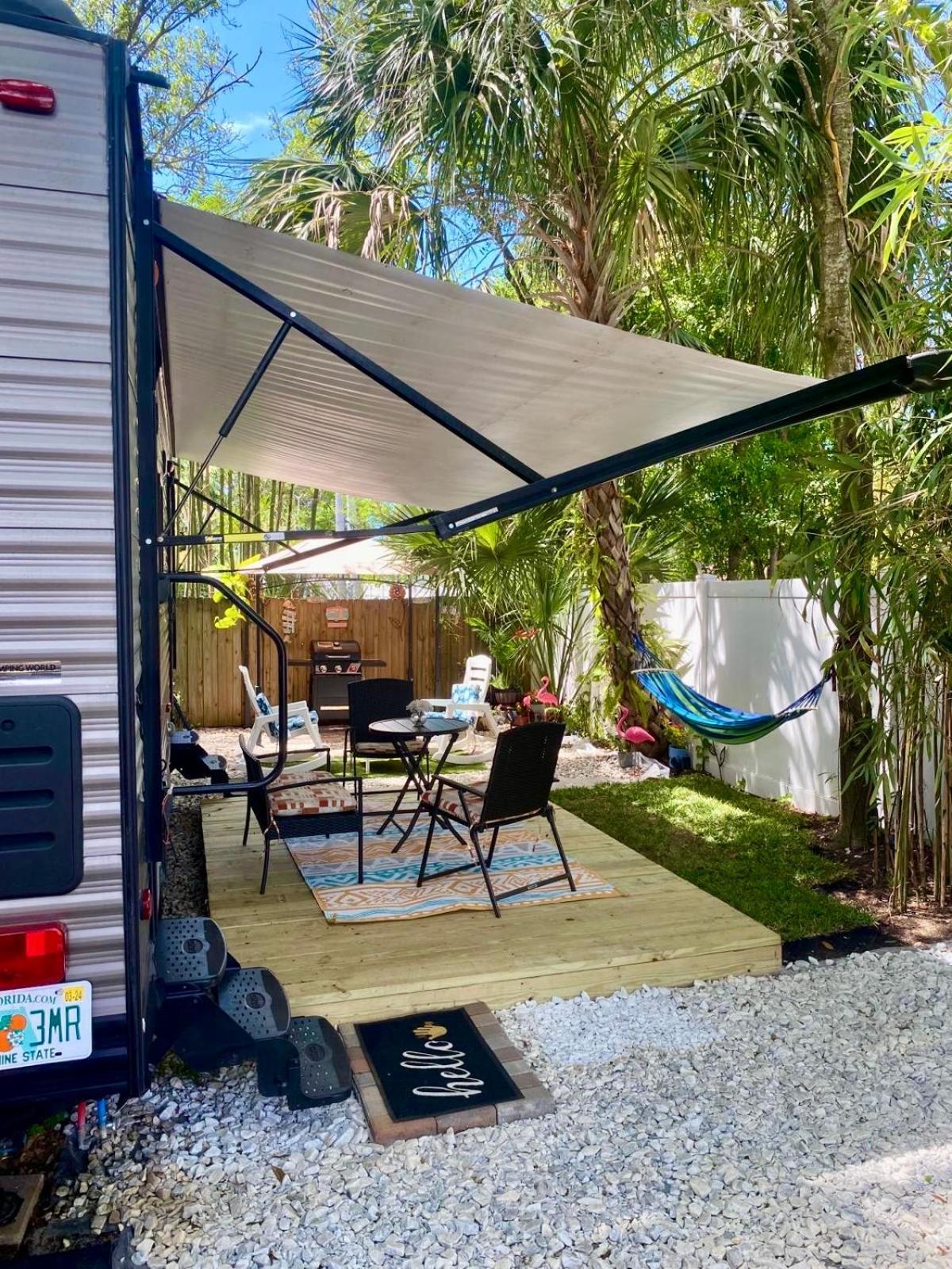 Rv Camper Paradise On The Wheels In Clearwater Beaches Largo Exterior foto