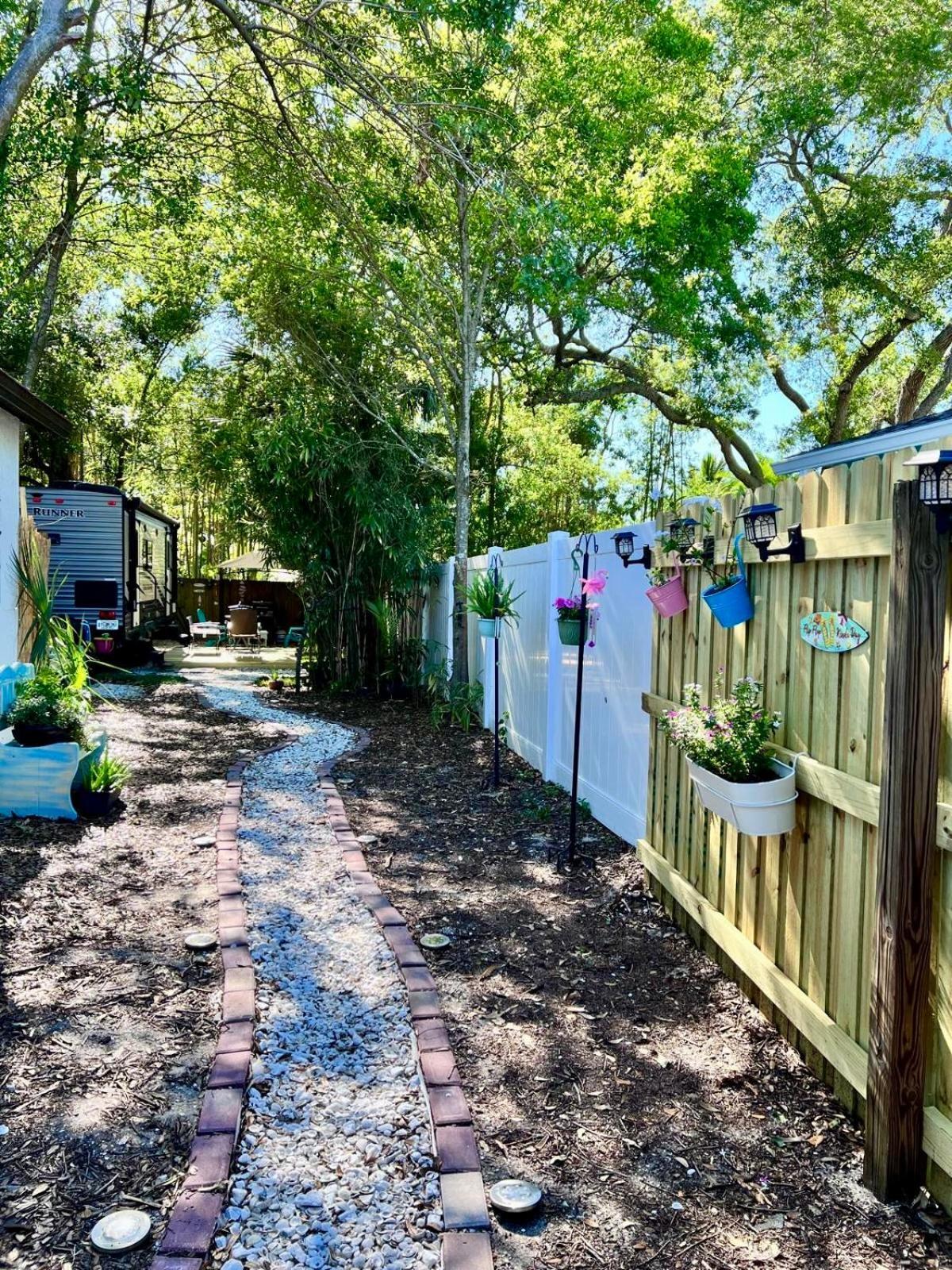 Rv Camper Paradise On The Wheels In Clearwater Beaches Largo Exterior foto