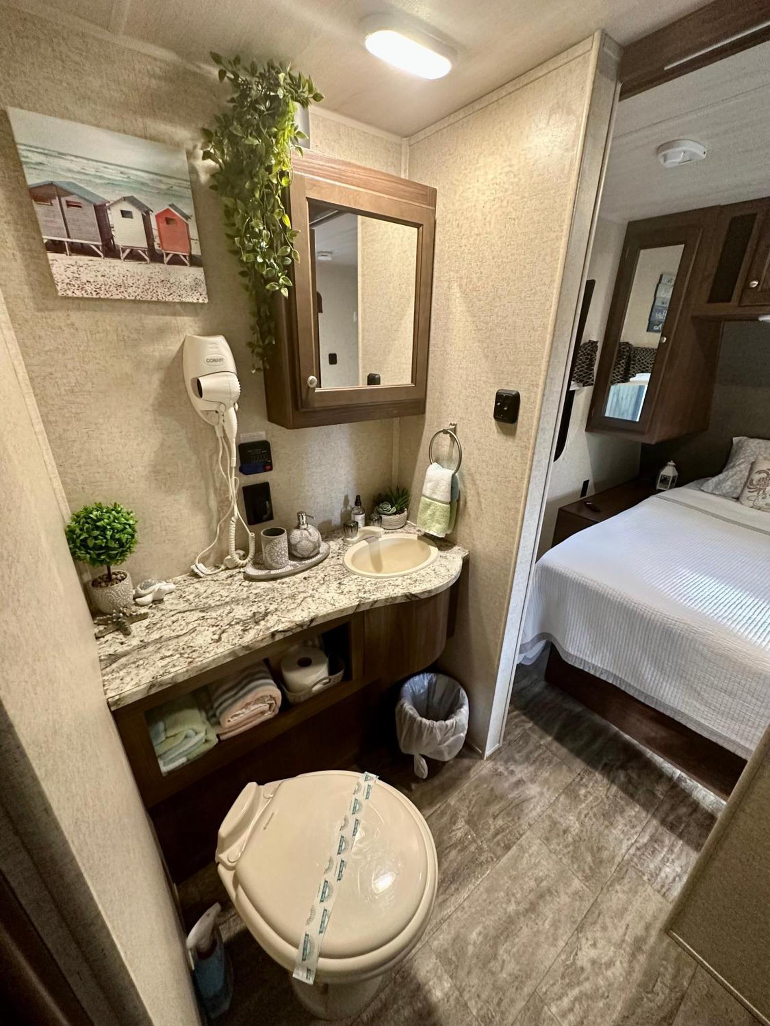 Rv Camper Paradise On The Wheels In Clearwater Beaches Largo Exterior foto